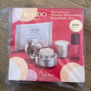 Shiseido Benefiance Essentials set Retail $70